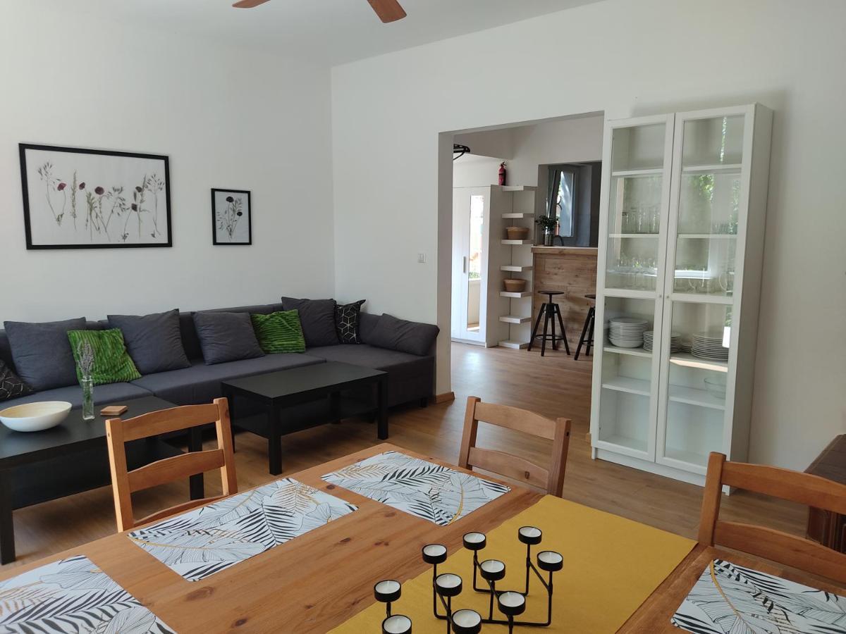 Flora House 3 Minutes From Lake Balaton Keszthely Exterior foto