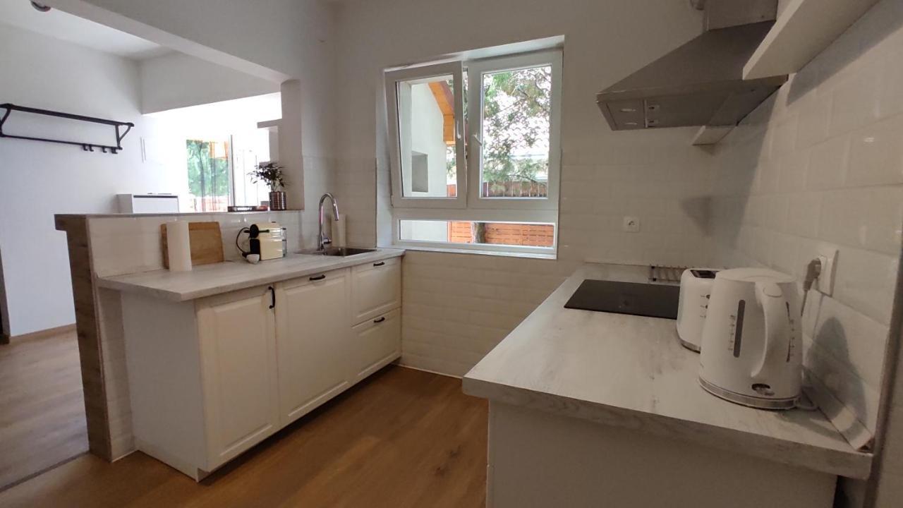 Flora House 3 Minutes From Lake Balaton Keszthely Exterior foto