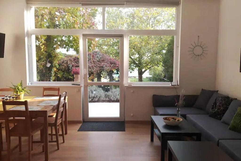 Flora House 3 Minutes From Lake Balaton Keszthely Exterior foto