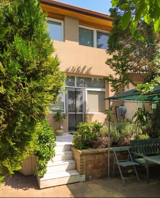Flora House 3 Minutes From Lake Balaton Keszthely Exterior foto